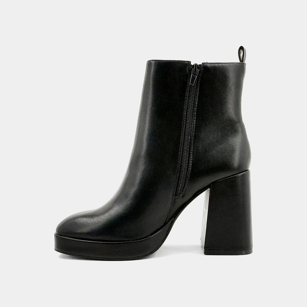 Wadi Bootie: Black